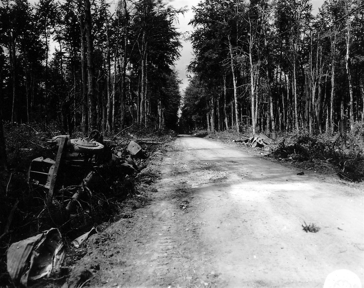 Gatescene fra Le Molay-Littry i 1944